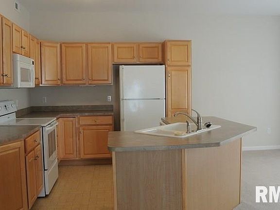 5th image of 7325 N Villa Lake Dr