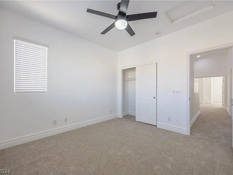 212 Fairway Woods Dr — Photo 25