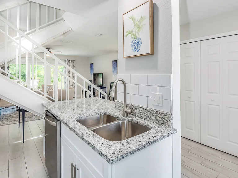 218 Seaport Blvd #218 — Photo 8