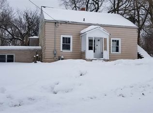 208 La Clede Ave, Rockford, IL 61102