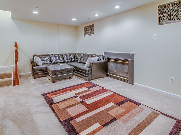 5th image of 13685 Harvest Glen Way