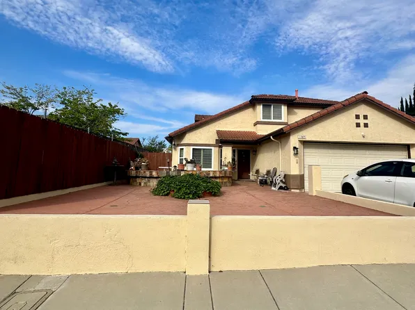 11875 Landbreeze Way, San Diego, CA 92126