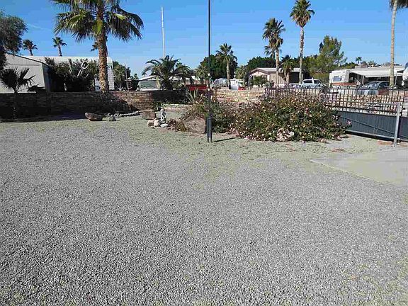 4th image of 13563 E 45th Dr