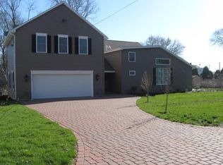 51 Yale St, Fairhaven, MA 02719