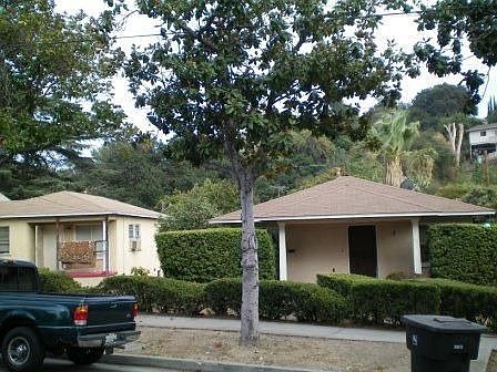 3rd image of 1941 Waltonia Dr