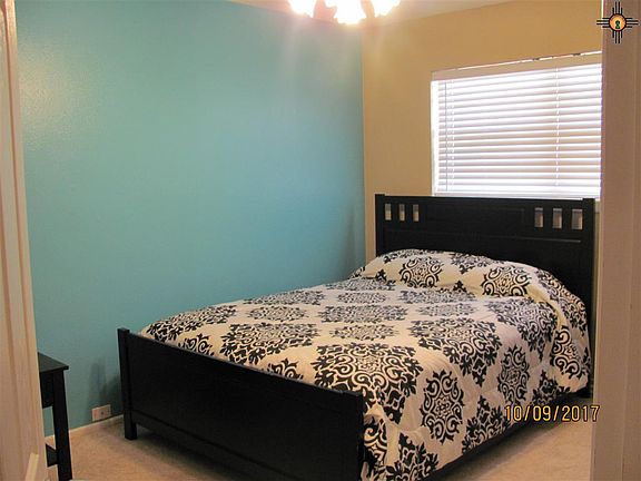 4th image of 725 W Cielo Dr