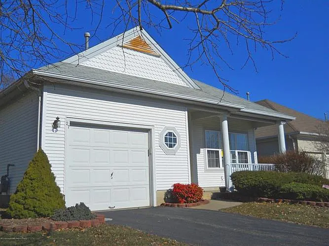 27 Dunrovin Ct photo 1
