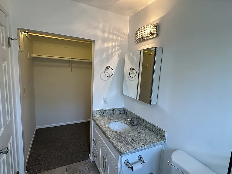 master bath with walkin closet