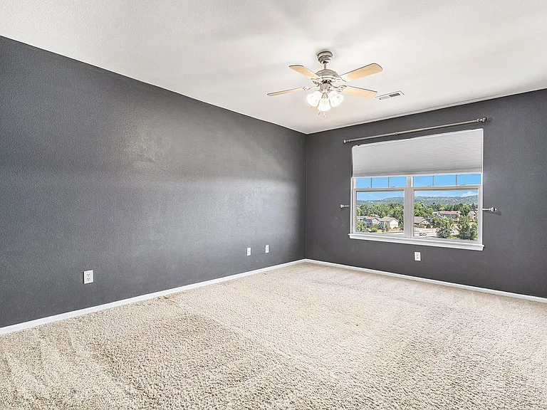 4230 Beautiful Cir — Photo 15