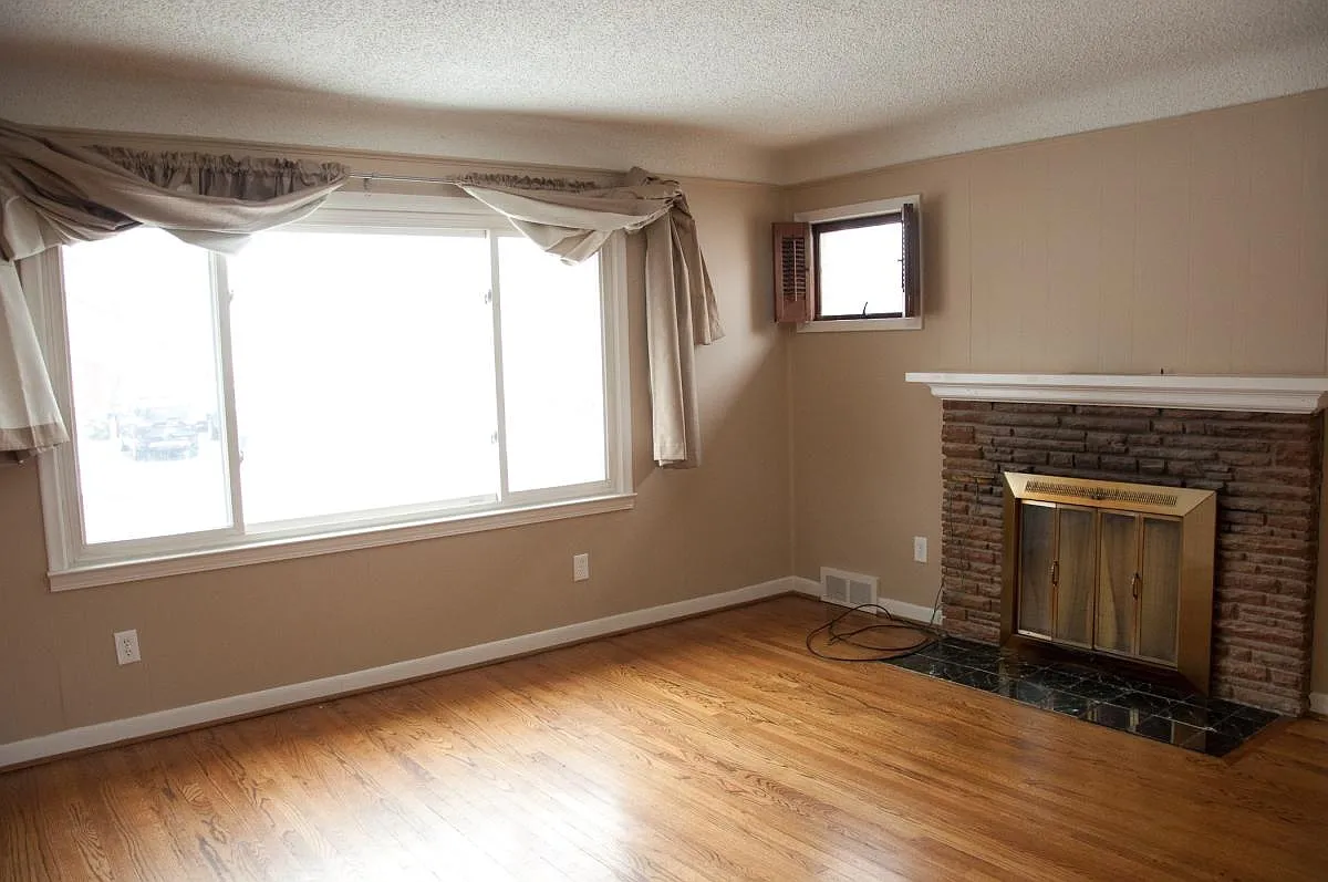 3865 Buckingham Avenue — Photo 4