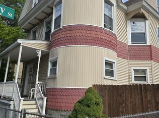 26 John St APT 2, Worcester, MA 01609