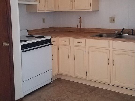 3rd image of 18024 Bert St APT A