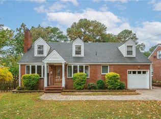 8823 Commodore Dr, Norfolk, VA 23503