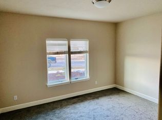 4756 SW Zenith Ave, Redmond, OR 97756