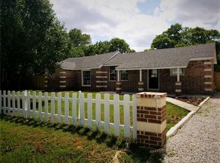 906 Cook St, Midlothian, TX 76065