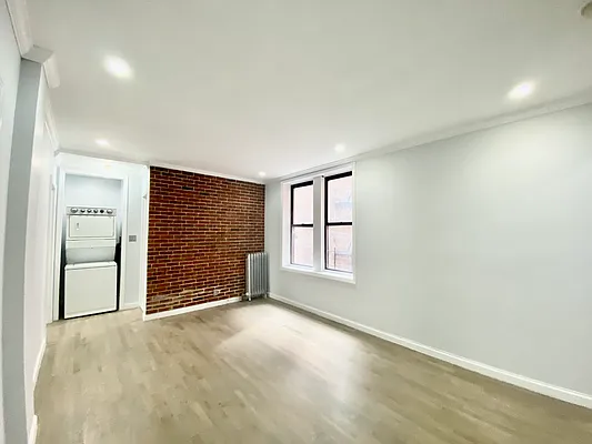 Rented by Compass | media 2