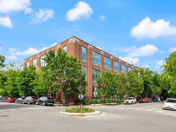 2nd image of 2650 W Belden Ave APT 302