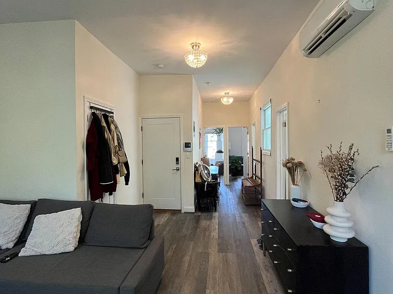 3003 P St NW #400 — Photo 9