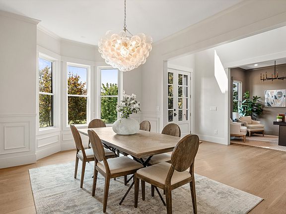 5th image of 9516 Elgin Way