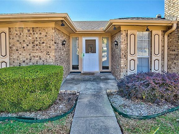 3rd image of 3008 Glenhaven Dr