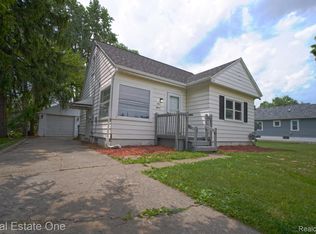 415 Dunlap St, Lansing, MI 48910