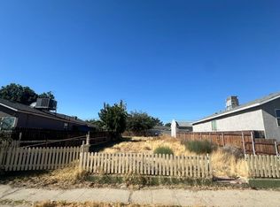311 Woodrow St, Taft, CA 93268