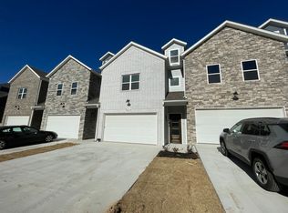 5212 Reagan Dr, Springdale, AR 72762