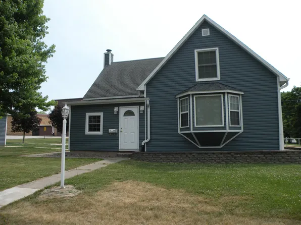 540 Pleasant St, Bloomington, WI 53804