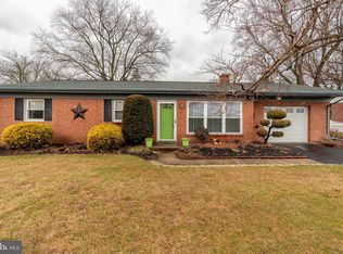 342 Weaver Rd, Lancaster, PA 17603