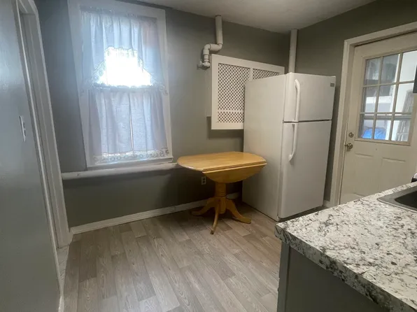 107 Sherman Avenue image 2 of 6