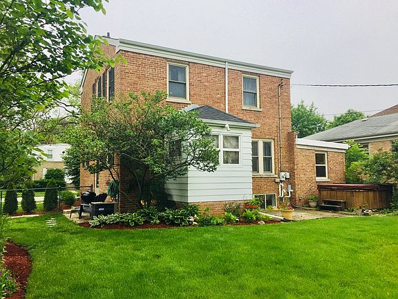 2nd image of 8256 N Olcott Ave