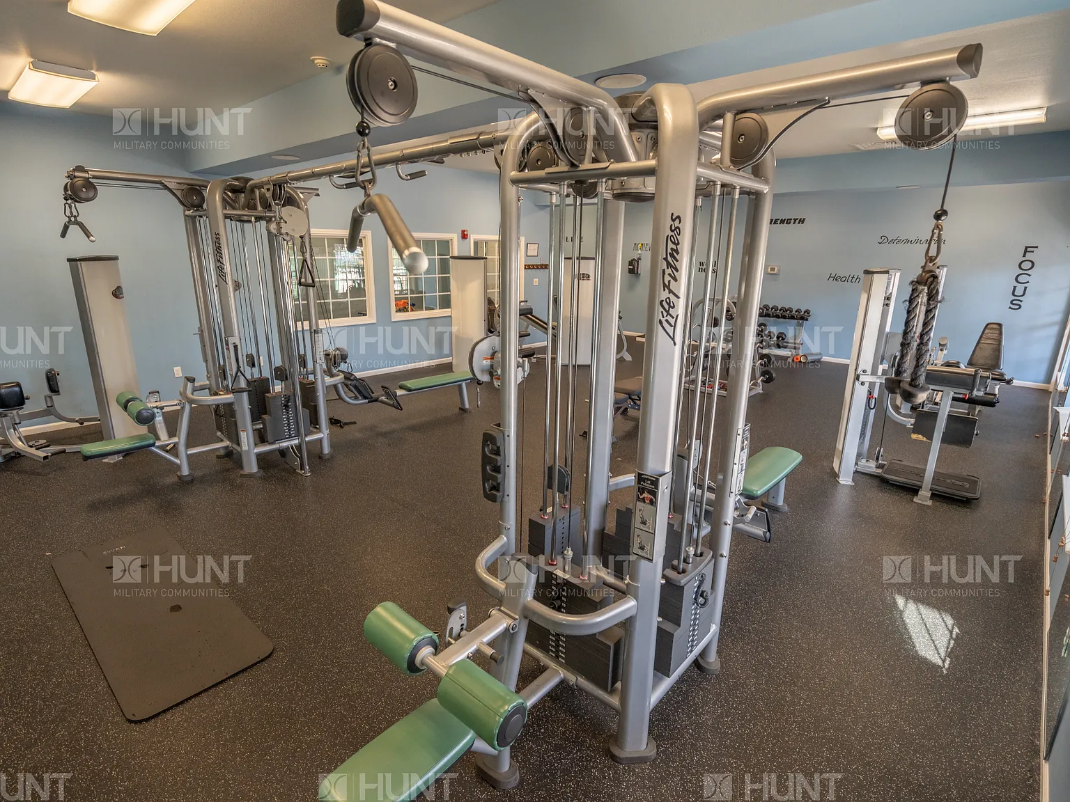 4 bed, 2.5 bath, 1923 sqft, $1,900 — Photo 4