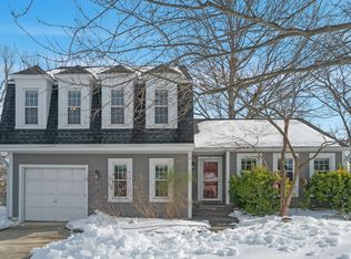 6229 Gentle Ln, Alexandria, VA 22310