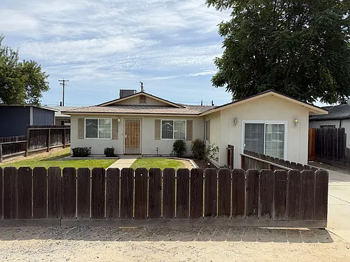 3604 Hemlock Ave Photo 1