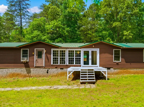 589 Griffith Branch Rd, Madisonville, TN 37354