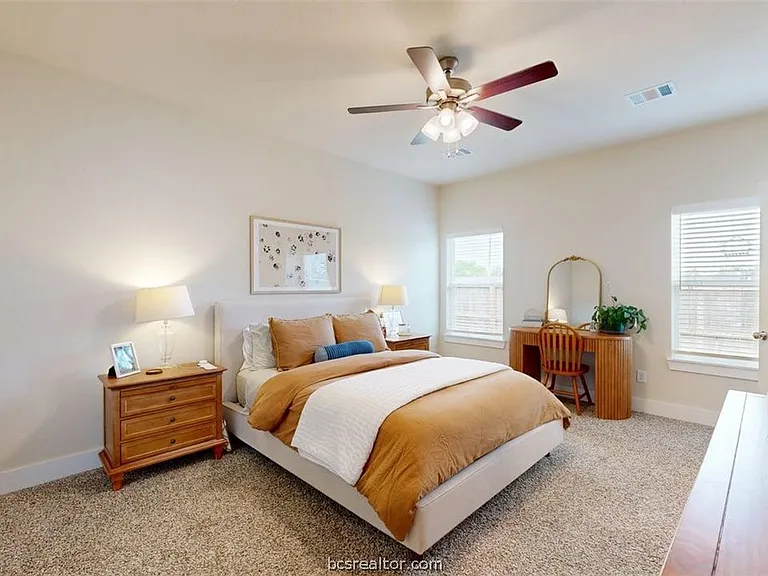 918 Fork Ct — Photo 11