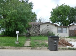 618 E Petaluma Blvd, San Antonio, TX 78221