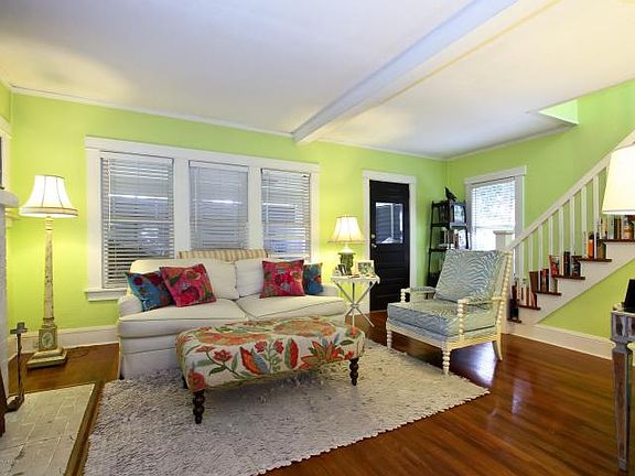 4th image of 719 Palm St
