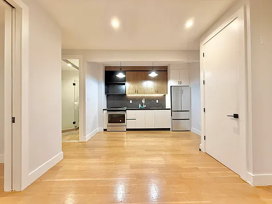 Rented by Doorway NYC, LLC | media 10