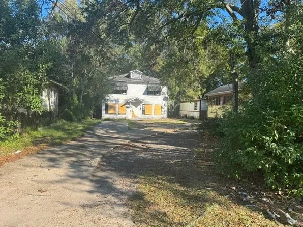 377 Tuttle Avenue, Mobile, AL 36604