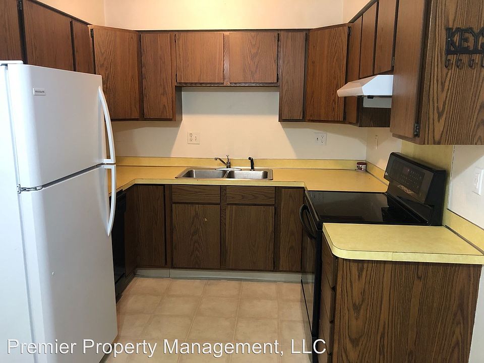 1st image of 1807 E Capitol Ave APT 2