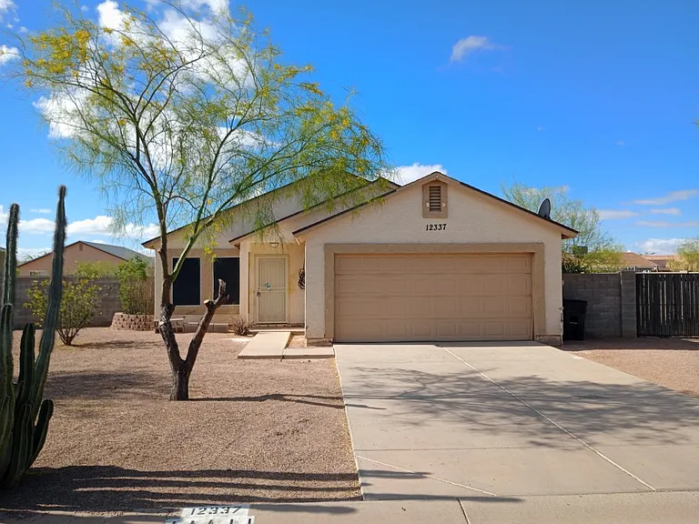 12337 W Lobo Dr — Photo 3