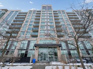 1600 Charles St #406, Whitby, ON L1N 0G4