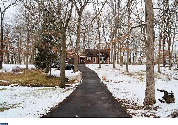1st image of 524 Derstine Rd