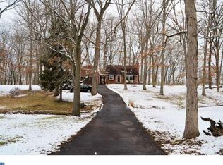 524 Derstine Rd, Hatfield, PA 19440