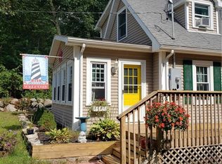 105 Dayton Rd, Waterford, CT 06385