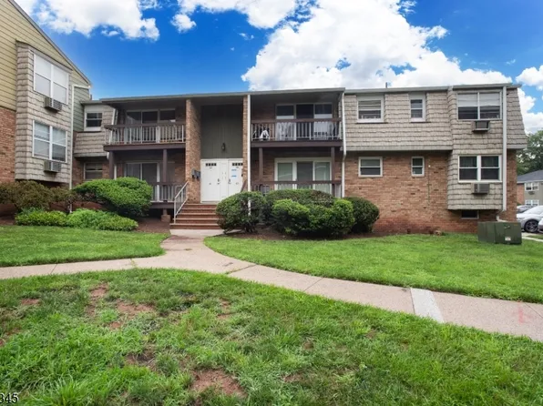 28 Deanna Dr BLDG 28 #62, Hillsborough Twp., NJ 08844