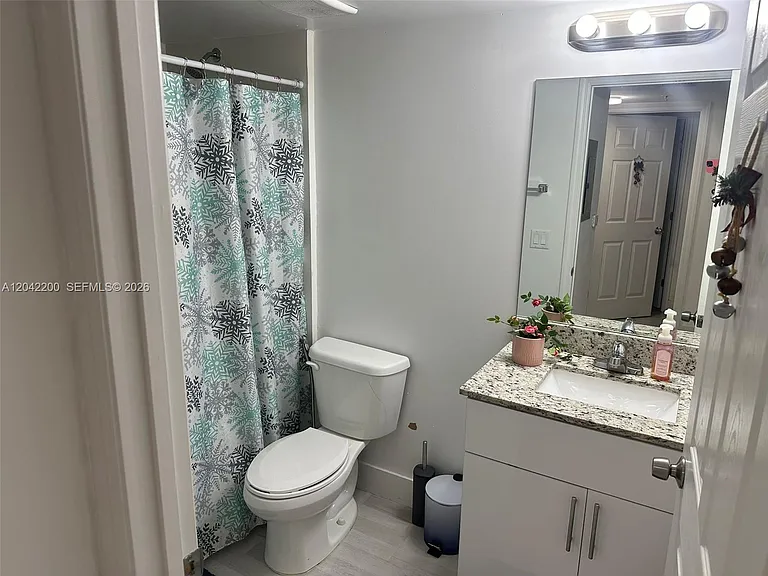 1029 NW 3rd St #304 — Photo 5