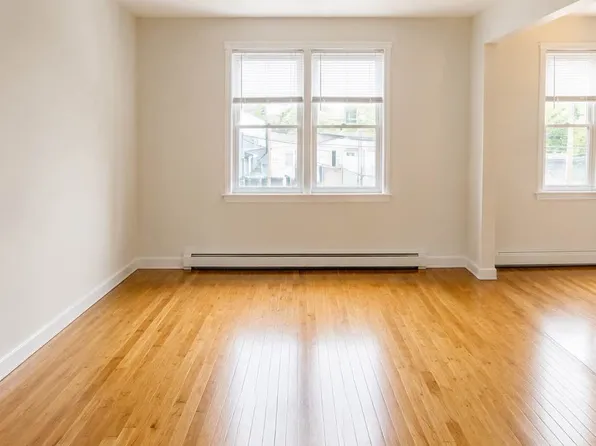 45-34 161st St #2, Flushing, NY 11358
