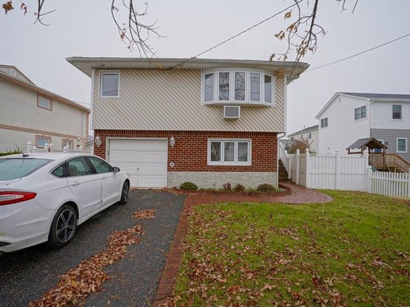 (undisclosed Address)